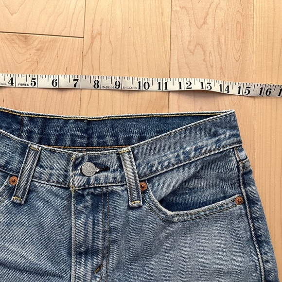EUC- Levi's 511 Cut-Off Denim Jean Shorts (30W) - Picture 4 of 9